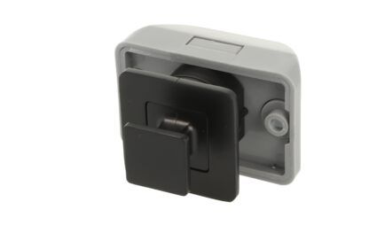 Høykvalitets trykknapp med soft-close og håndtaksfunksjon, laget av zamak, overflate: svart, finish: firkantet, 14.03.066-0. Solid trykknapp for campingvogn, yacht, privatfly og mye mer, av SISO Denmark - Bilde 7