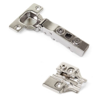 Kopphengsel, soft-close, clip-on montering, 3D justerbar, inkl. monteringsplate, overflate: forniklet, versjon: utenpåliggende, 1040007. grytehengsel for møbler, skap og mye mer, av EMUCA