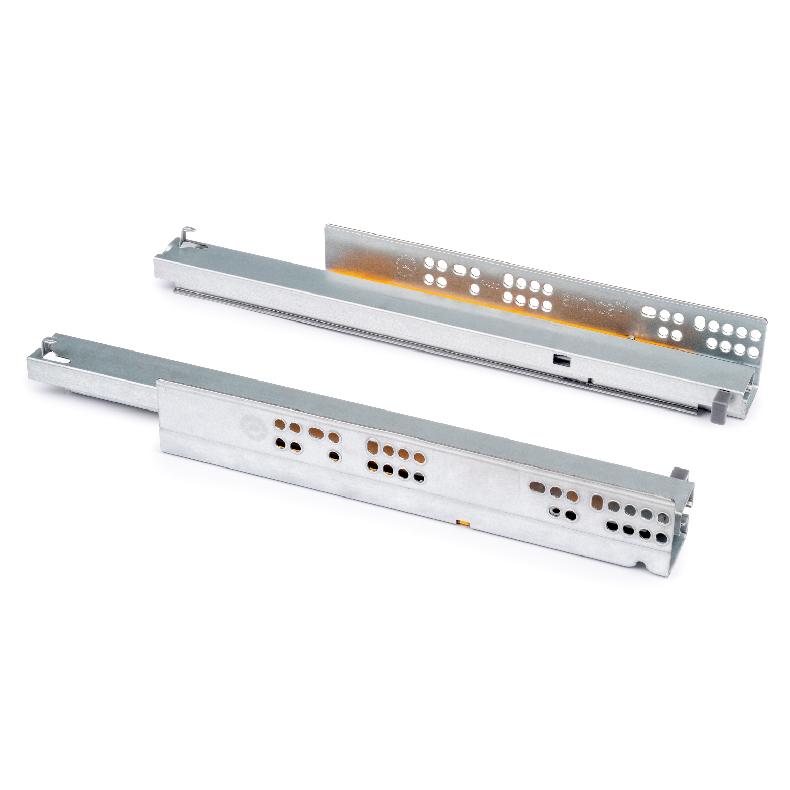 Gulvskinne, lastekapasitet: 30 kg (67 lbs), 250 mm (9-27/32"), versjon: fullt uttrekk med soft-close, 3124005. Høykvalitets gulvuttrekk for treskuff, treskuff, trehylle og mye mer, fra EMUCA