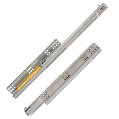 Gulvskinner, lastekapasitet: 25 kg (56 lbs), 450 mm (17-23/32"), Design: Delvis uttrekk med push-to-open, 3123405. Høykvalitets gulvuttrekk for treskuffer, trehyller og mye mer, fra EMUCA