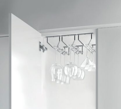 Vinglassholder av høy kvalitet, laget av stål, overflate: forkrommet, 340 mm (13-25/64"), 8938011. Praktisk glasshenger for vinglass, champagneglass, cocktailglass, konjakkglass, beger og mye mer, fra EMUCA - Bilde 5
