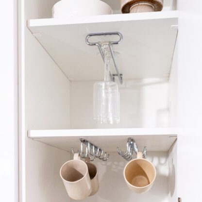Vinglassholder av høy kvalitet, laget av stål, overflate: forkrommet, 410 mm (16-9/64"), 8930111. Praktisk glasshenger for vinglass, champagneglass, cocktailglass, konjakkglass, beger og mye mer, fra EMUCA - Bilde 2